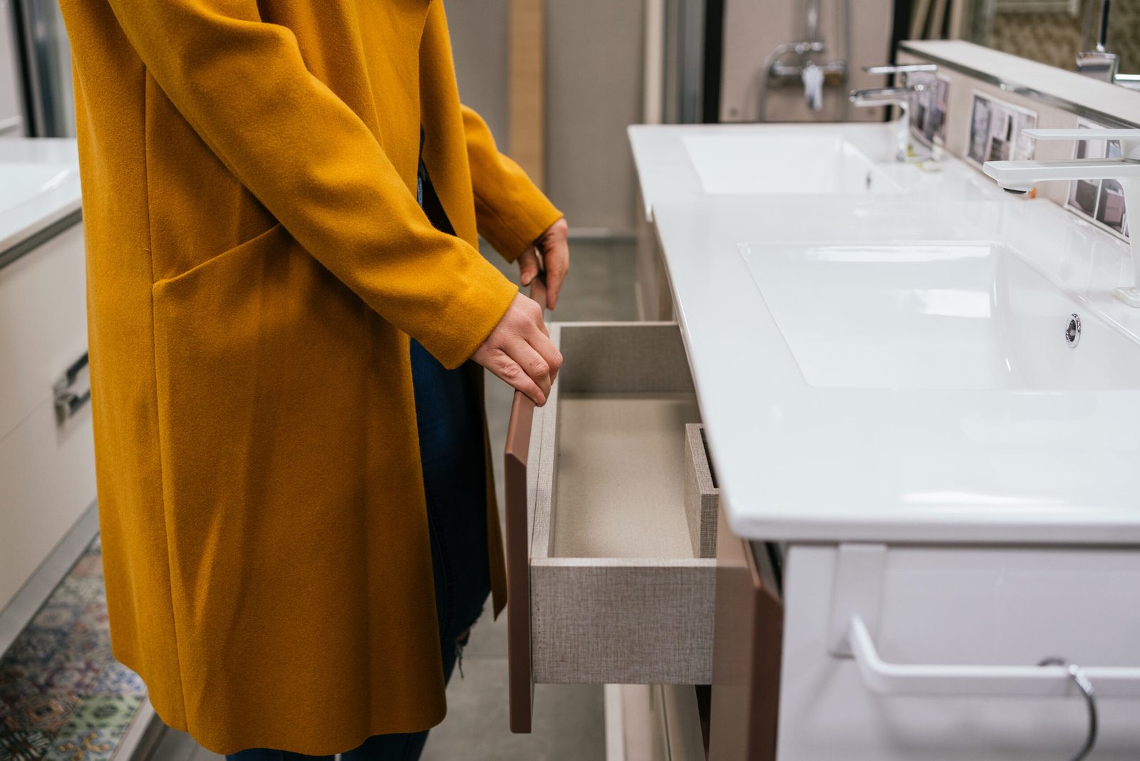 Meuble salle de bain en PVC : les questions à se poser avant l'achat 2 meuble salle de bain en pvc